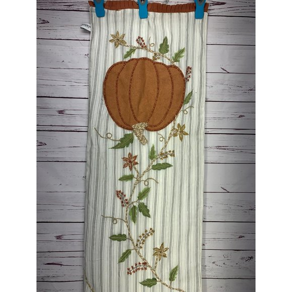 Family Gatherings 16x72 Fall Pumpkin With Vines Cotton Table Runner - Picture 2 of 11